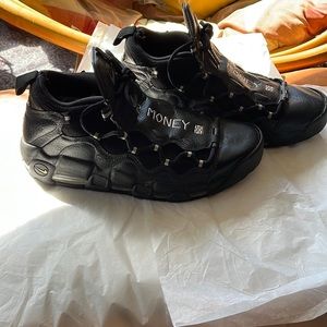 Nike Men's Size 10 Air More Money "Trust Fund Baby" Black Silver AJ2998-002